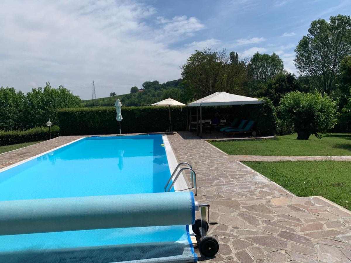 Apart-Agriturismo "La Colomba" 니차몬페라토 외부 사진